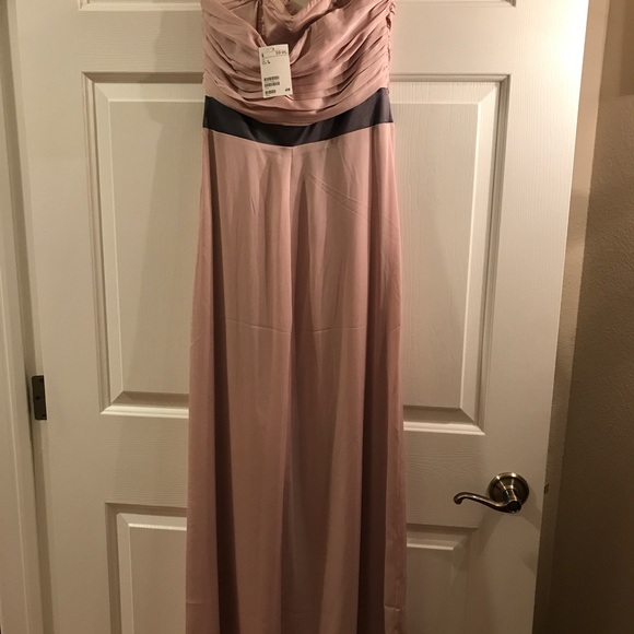 Strapless, flowy, dusty rose colored dress - Picture 3 of 3